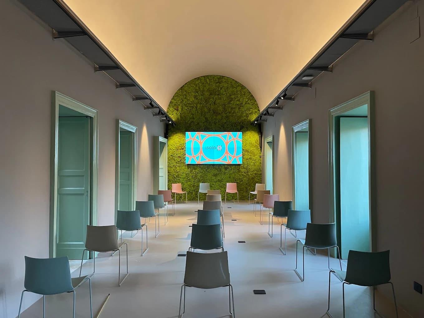 L'HUB fisico Isola Catania image